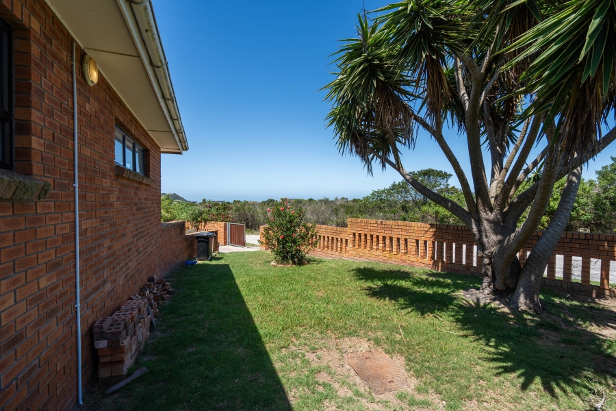 3 Bedroom Property for Sale in Seafield Eastern Cape